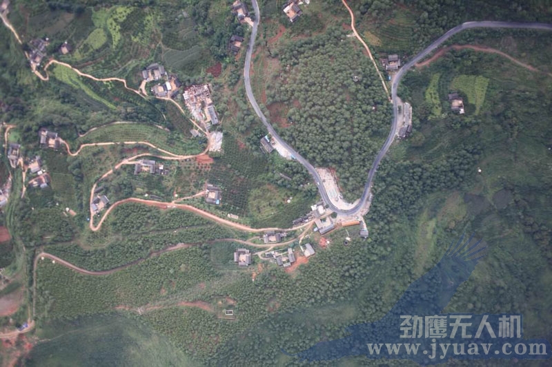 昆明劲鹰无人机航拍遥(yáo)感丽(lì)江山腰